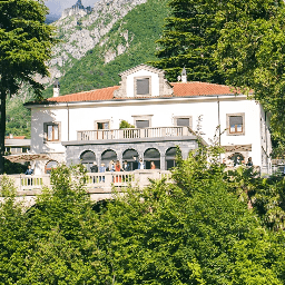 Villa Lario Resort