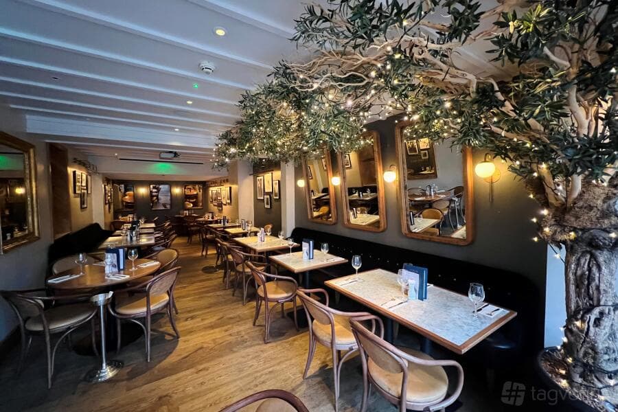 Gusto Italian